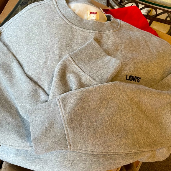 Levi’s sweat shirt size small - Picture 1 of 4